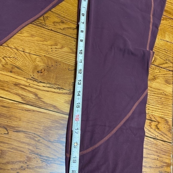 ATHLETA Style Burgundy Salutation Stash Pocket Capri Tight Women’s XL. - Picture 9 of 9